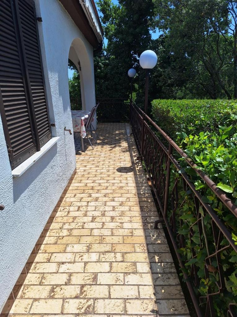 Krk Apartmani Pepina Pinezići 外观 照片